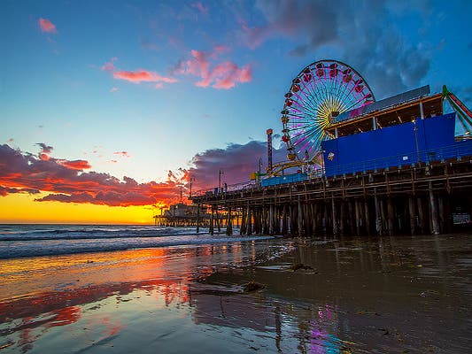 Santa Monica Pier | Photo: Shabdro Photo, Flickr